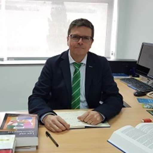 Director del Instituto del Agua y de las Ciencias Ambientales de Alicante (IUACA) y Profesor titular de Derecho Administrativo de la Universidad de Alicante